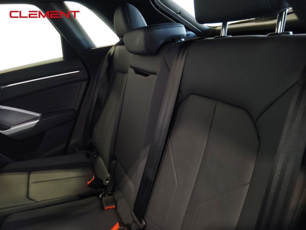 Used 2024 Audi Q3 2.0T Premium Plus w/ Premium Plus Package image 33