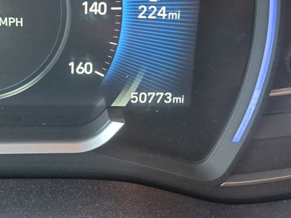 Used 2020 Hyundai Santa Fe Limited w/ Cargo Package AWD/4WD image 18