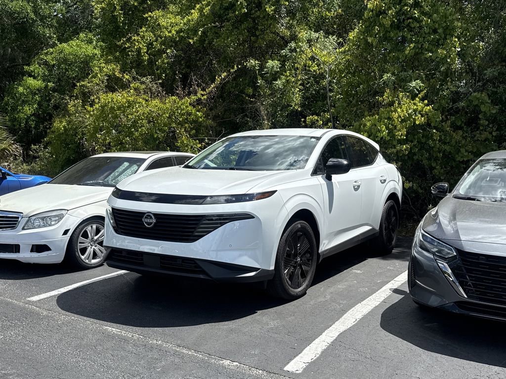 Certified 2025 Nissan Murano SV image 2