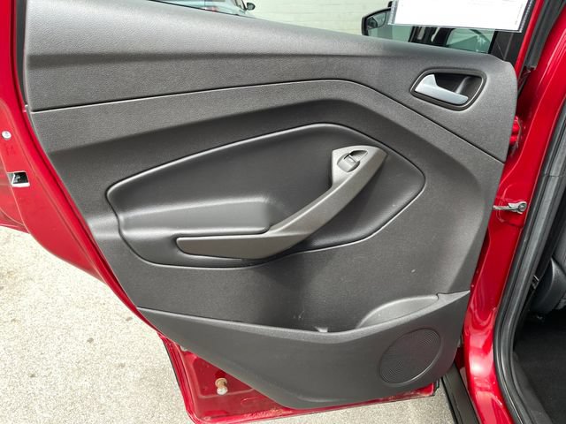 Used 2017 Ford Escape SE AWD/4WD image 27