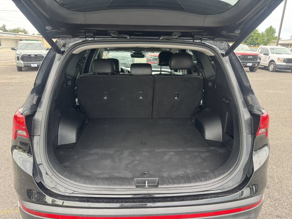 Used 2022 Hyundai Santa Fe SEL w/ Convenience + Premium Package FWD image 7
