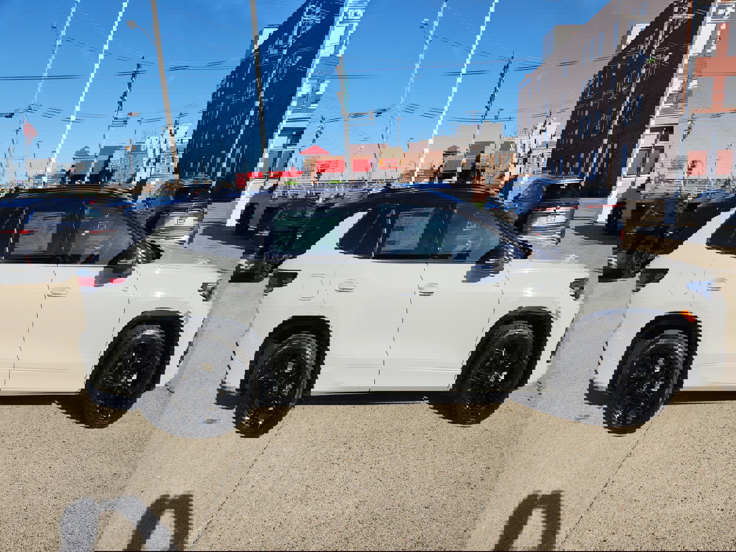 New 2026 Volkswagen Tiguan SE R-Line image 6