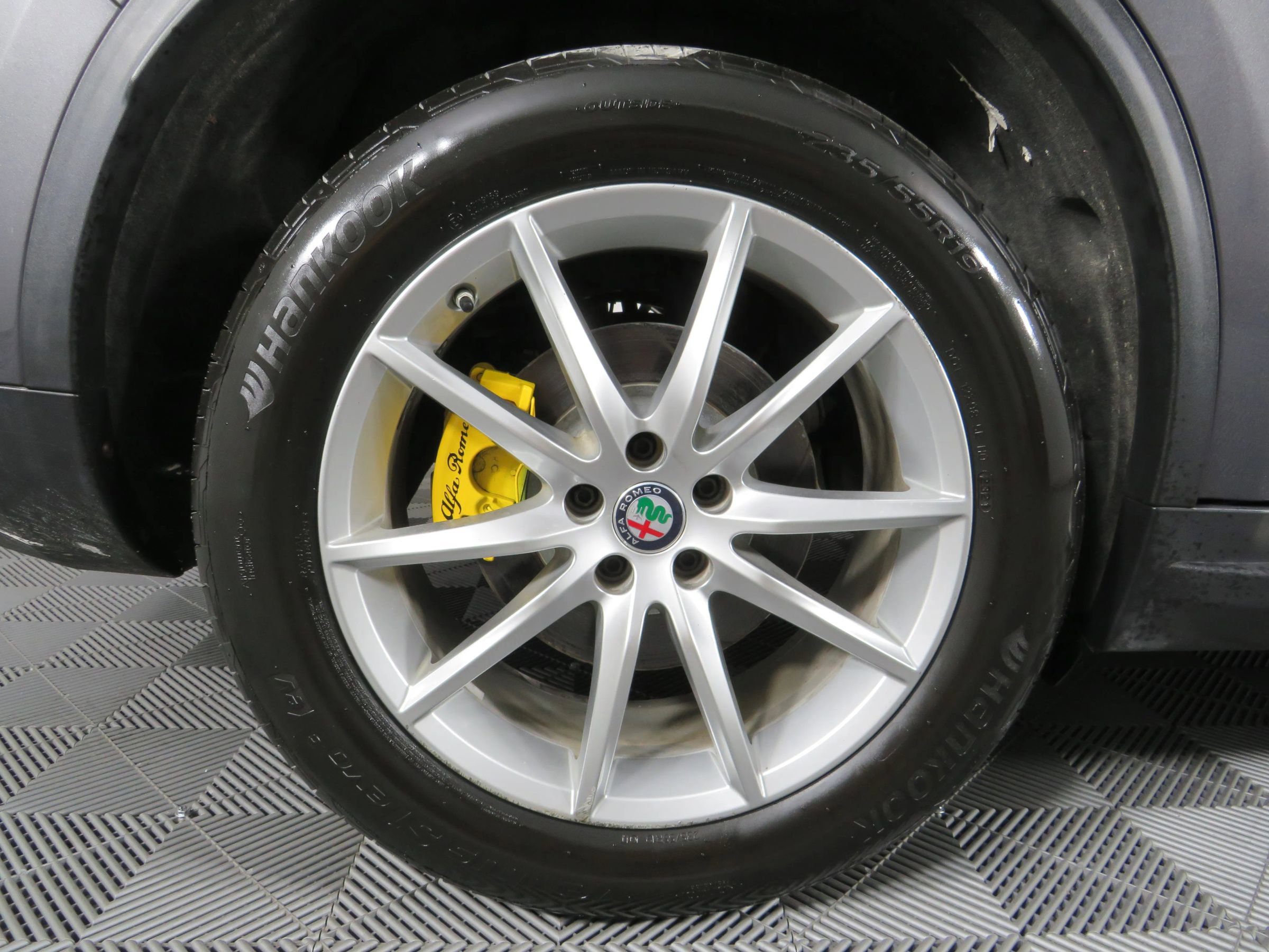 Used 2018 Alfa Romeo Stelvio Ti image 49