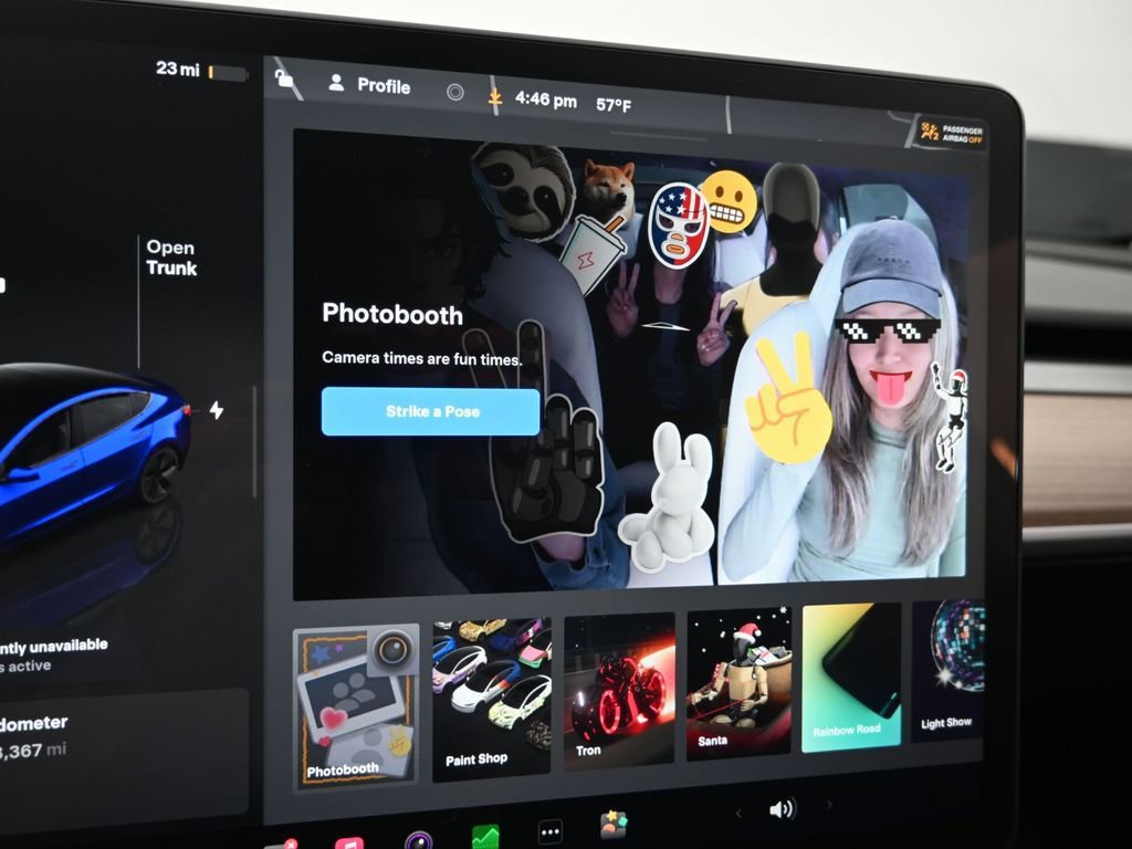 Used 2023 Tesla Model 3 Standard Range image 21