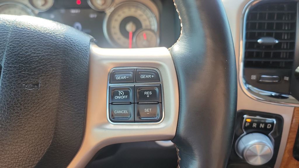 Used 2018 RAM 1500 Laramie Longhorn image 26