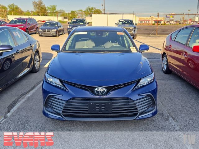 Used 2023 Toyota Camry LE AWD/4WD image 2