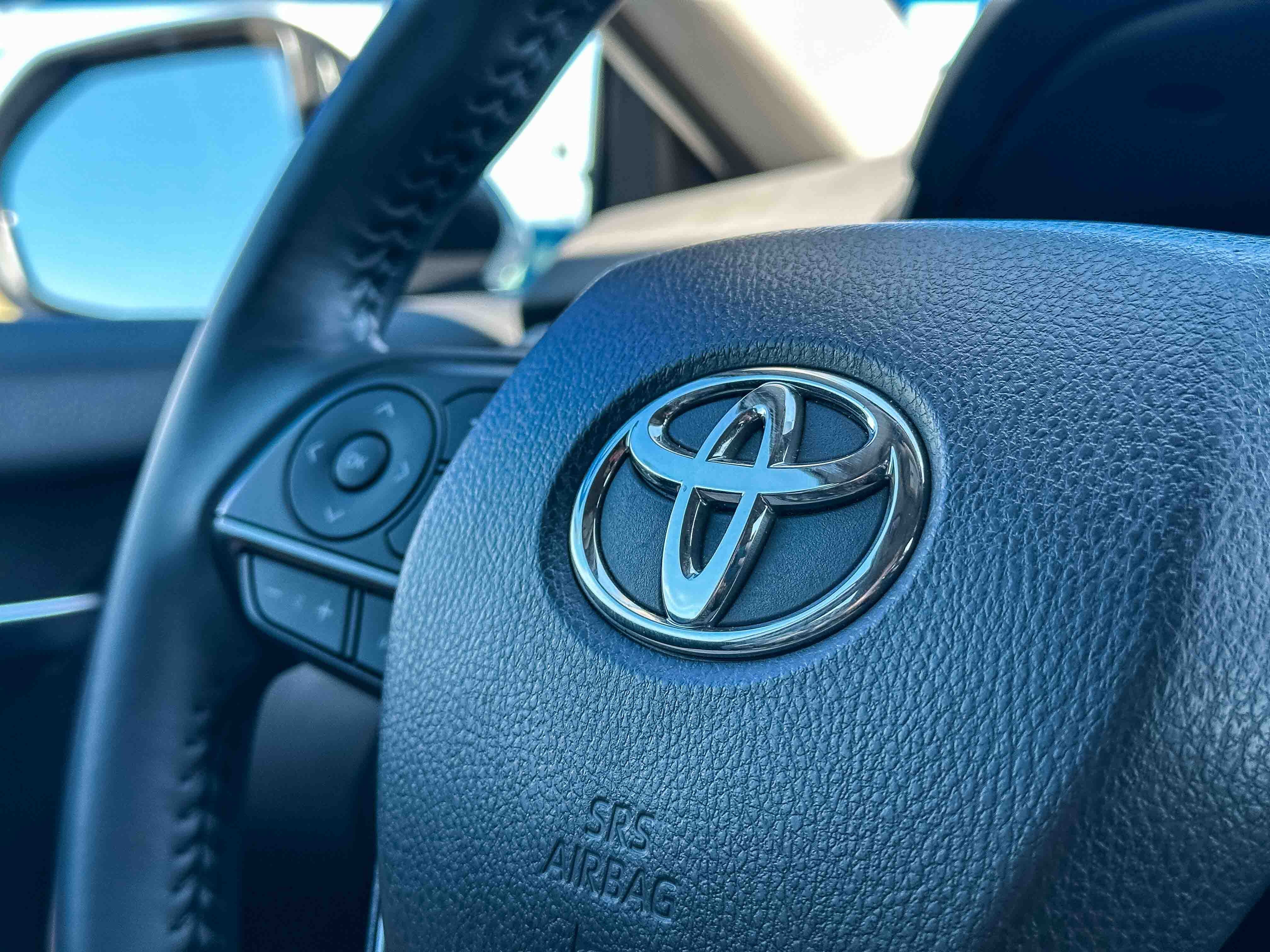 Used 2023 Toyota Camry SE image 29