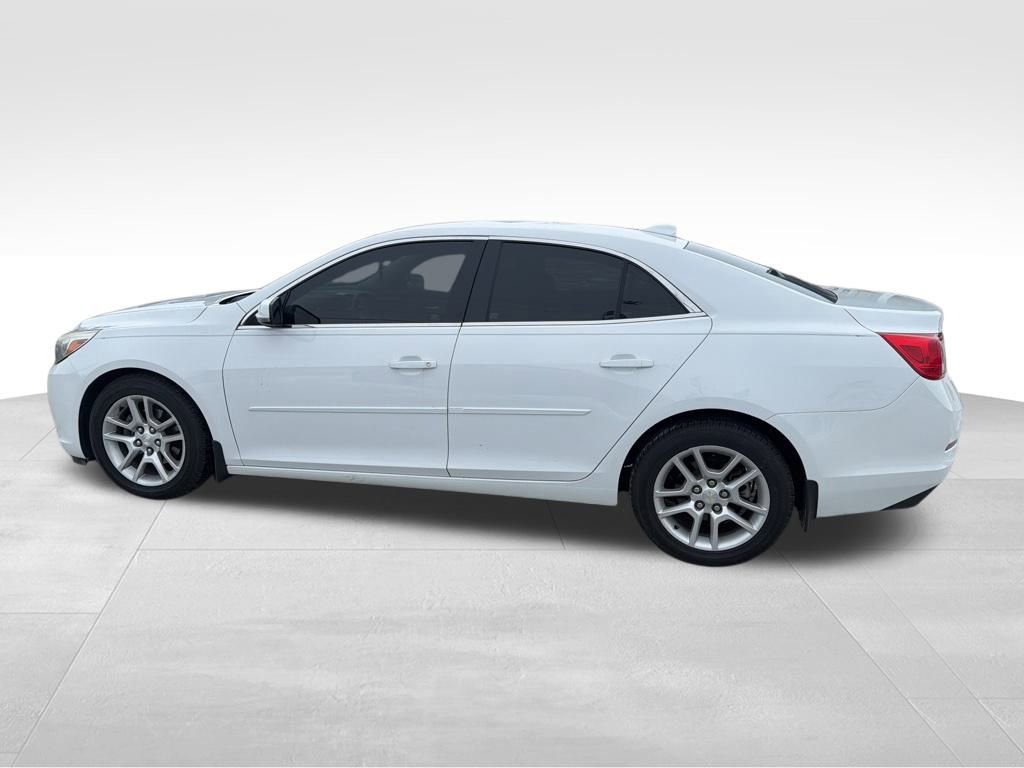 Used 2015 Chevrolet Malibu LT w/ Power Convenience Package image 9