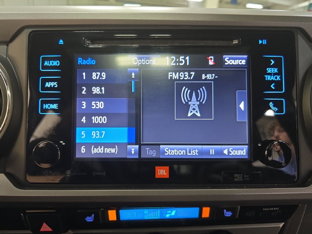 Certified 2018 Toyota Tacoma Limited AWD/4WD image 27