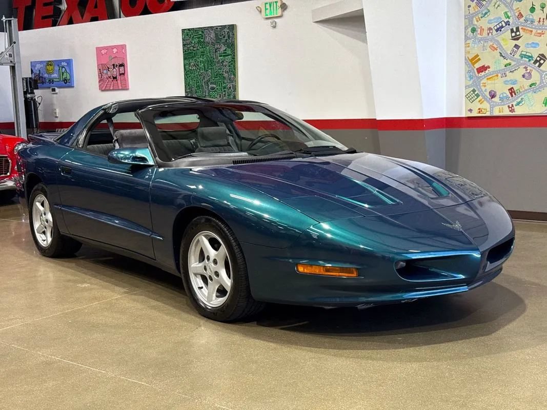 Used 1997 Pontiac Firebird Formula w/ Opt Pkg RWD image 61