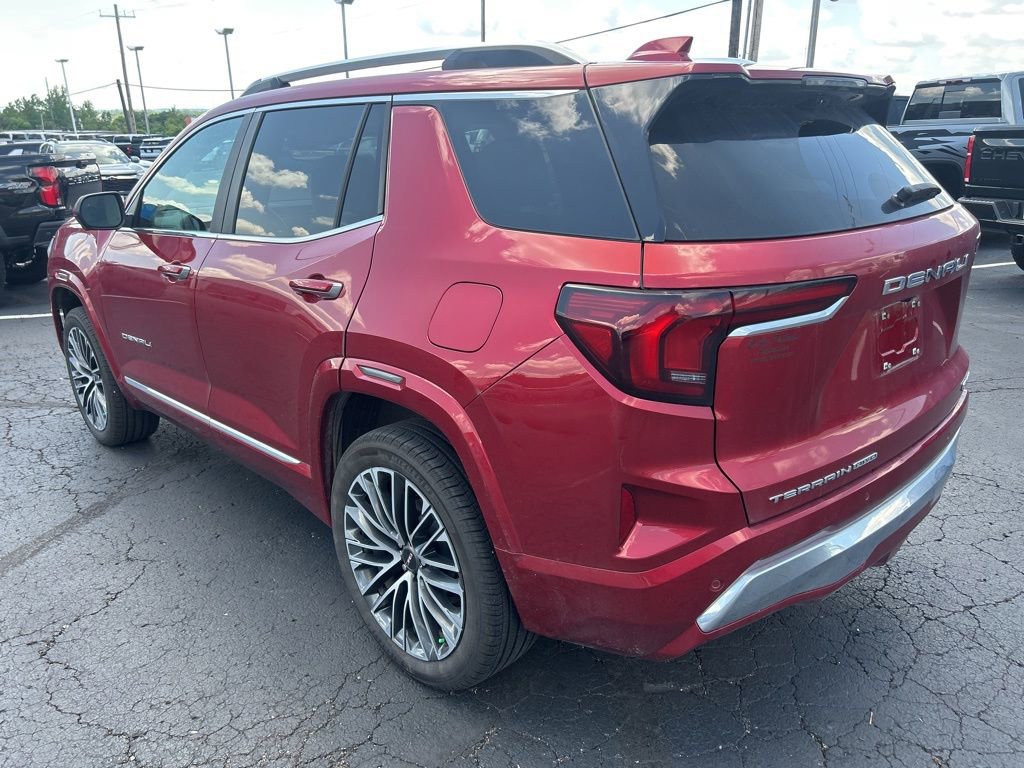 Used 2026 GMC Terrain Denali AWD/4WD image 7