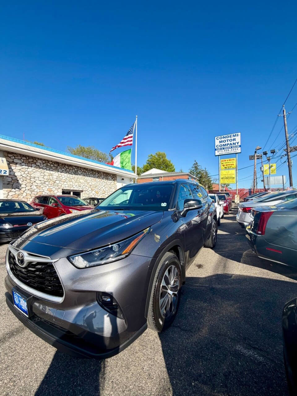 Used 2021 Toyota Highlander XLE