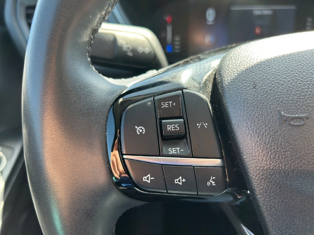 Certified 2024 Ford Escape Active AWD/4WD image 21
