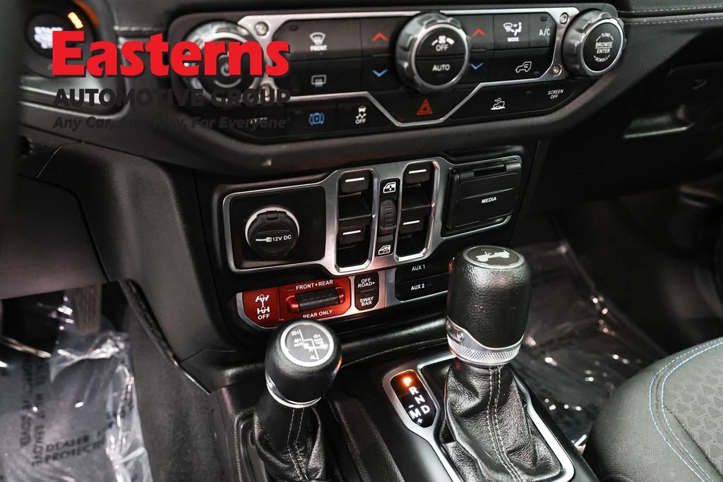 Used 2024 Jeep Wrangler Unlimited Rubicon 4xe image 21