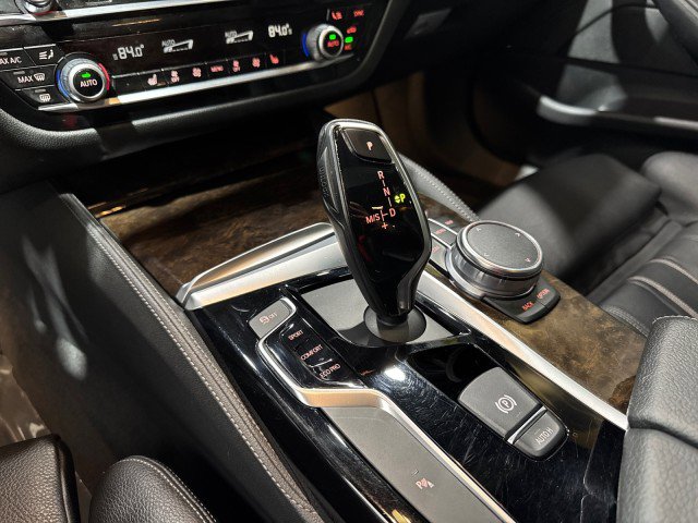 Used 2017 BMW 530i RWD image 61