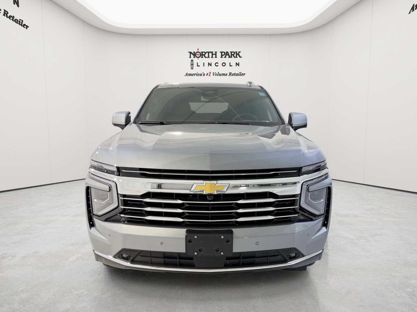 Used 2026 Chevrolet Tahoe LT w/ Comfort Package RWD image 8
