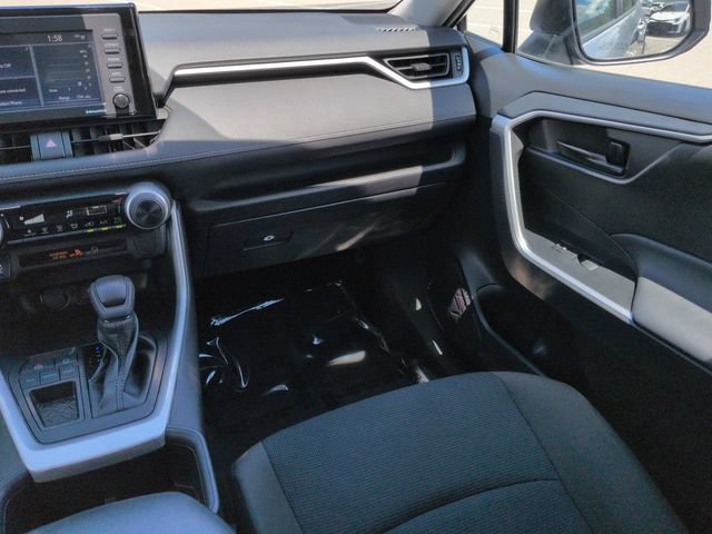 Certified 2022 Toyota RAV4 LE FWD image 17