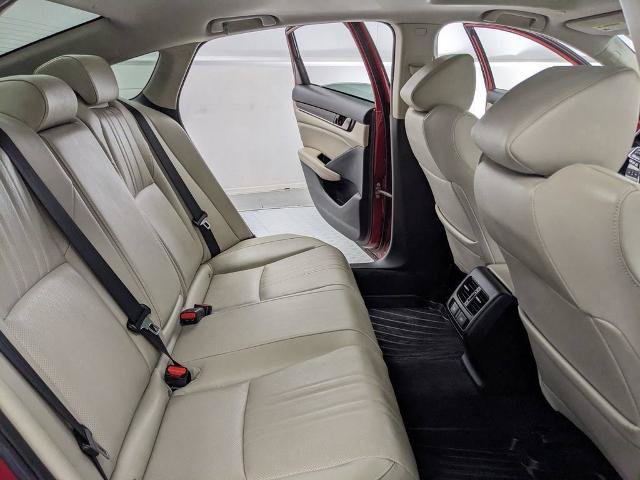 Used 2021 Honda Accord Touring image 18