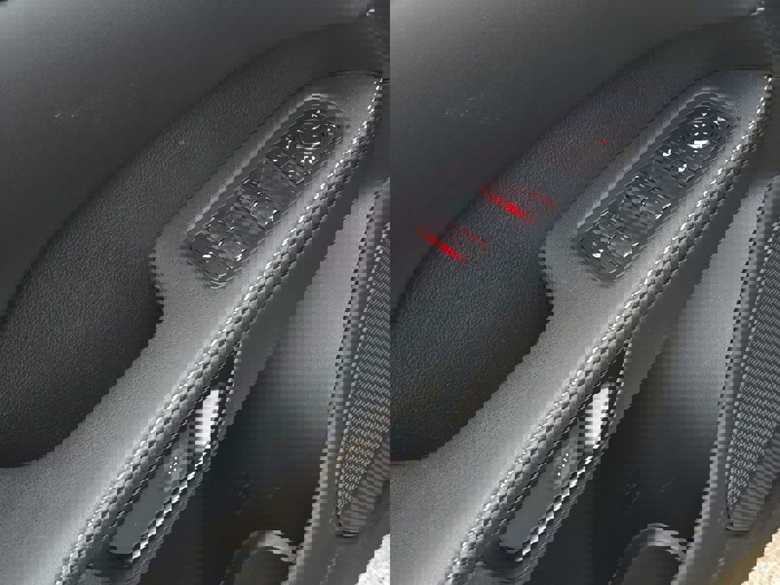 Used 2024 Lexus RX 500h F Sport w/ Convenience Package image 10