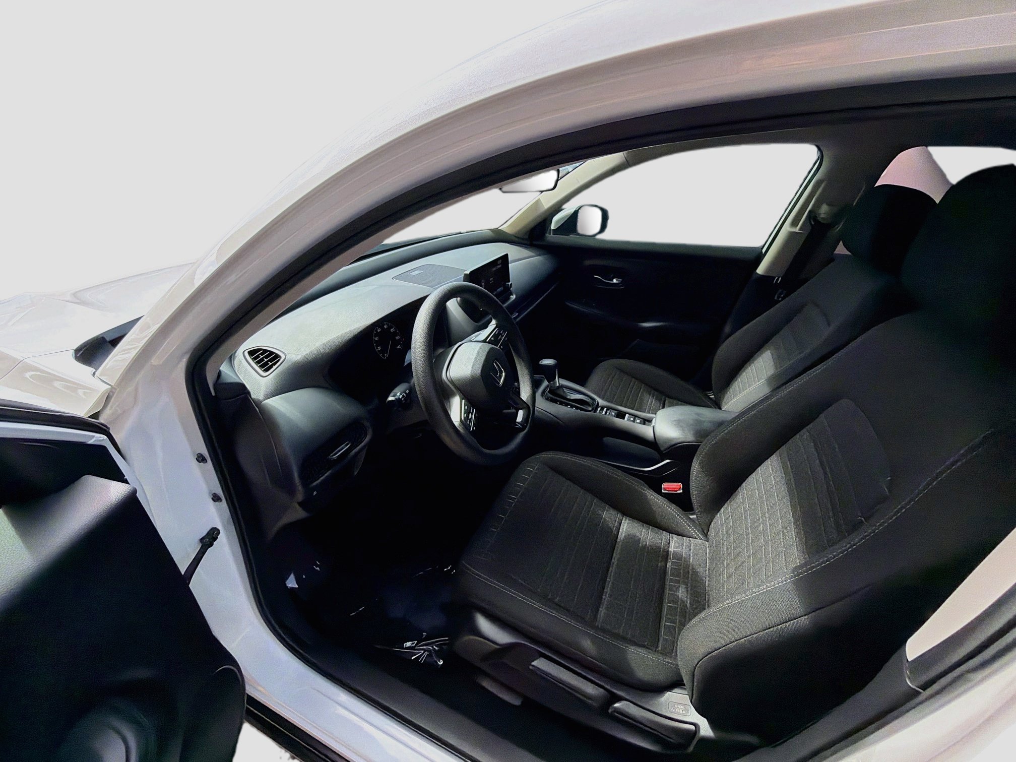 Used 2025 Honda HR-V LX image 18