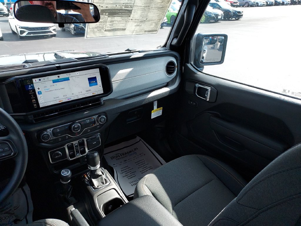 New 2026 Jeep Gladiator Sport AWD/4WD image 12