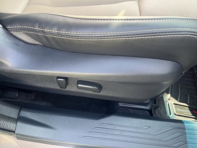 Used 2021 Subaru Outback Limited image 19