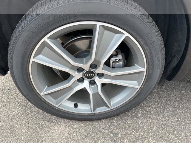 Certified 2025 Audi Q5 2.0T Premium w/ Convenience Plus Package image 13