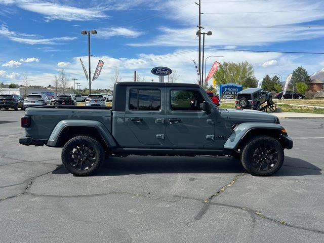 Used 2025 Jeep Gladiator Sport AWD/4WD image 5
