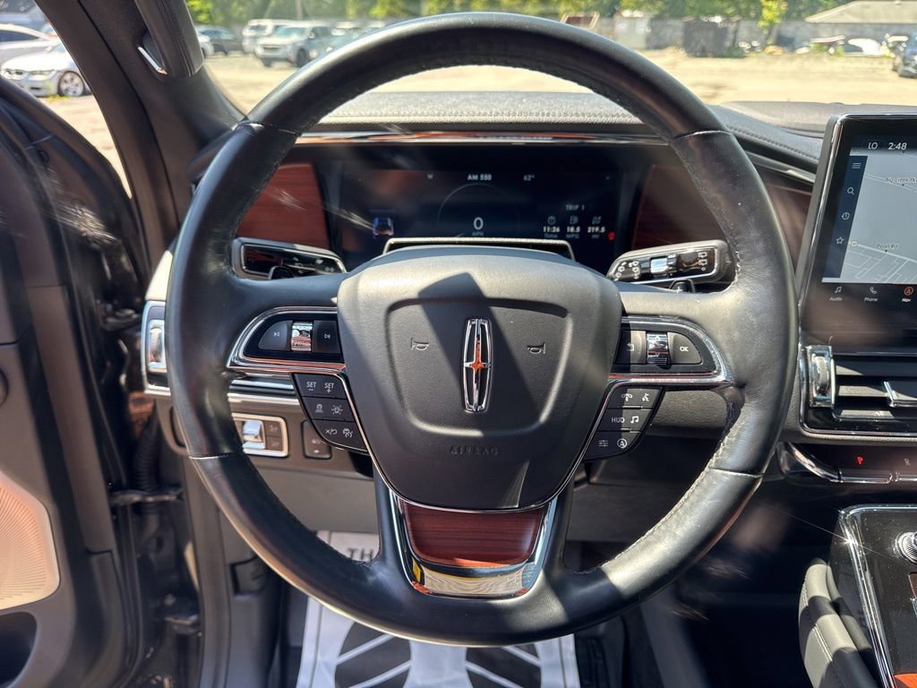 Used 2022 Lincoln Navigator Reserve AWD/4WD image 35