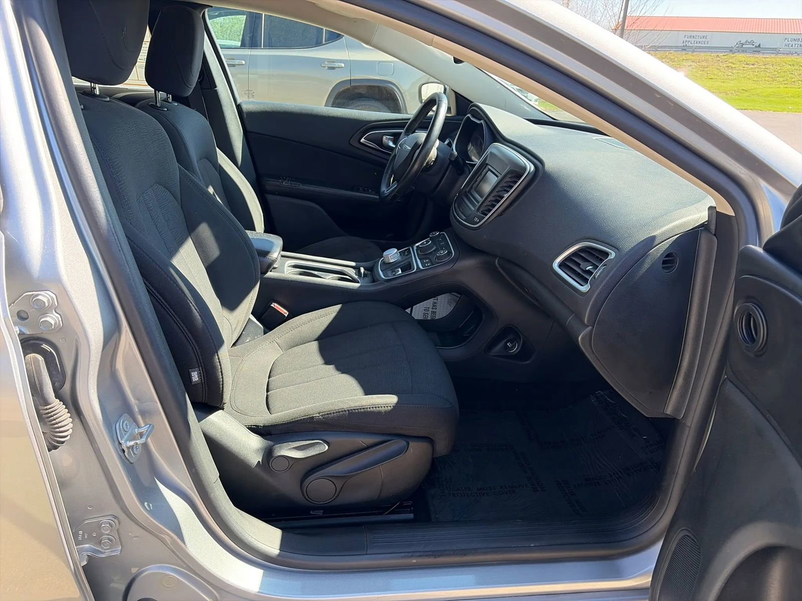 Used 2016 Chrysler 200 LX image 19
