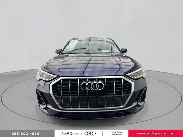 Certified 2023 Audi Q3 2.0T Premium w/ Convenience Package AWD/4WD image 6