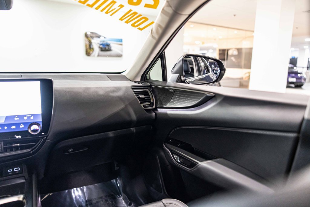 Used 2025 Lexus NX 450h+ AWD w/ Luxury Package image 36