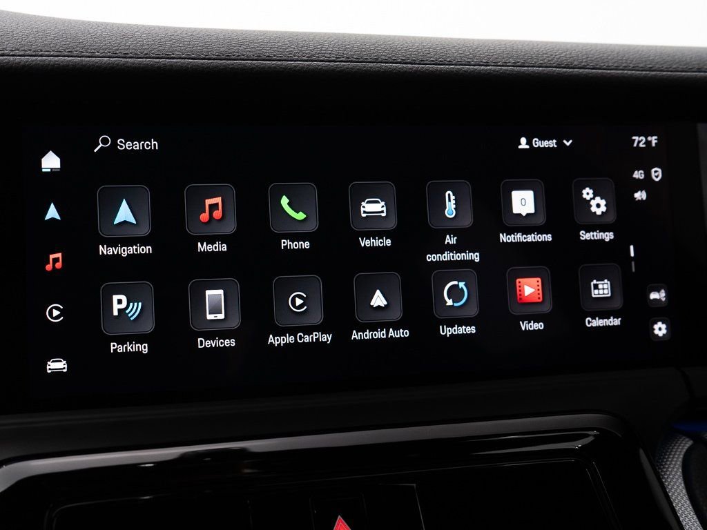 Used 2024 Porsche Panamera 4 image 39