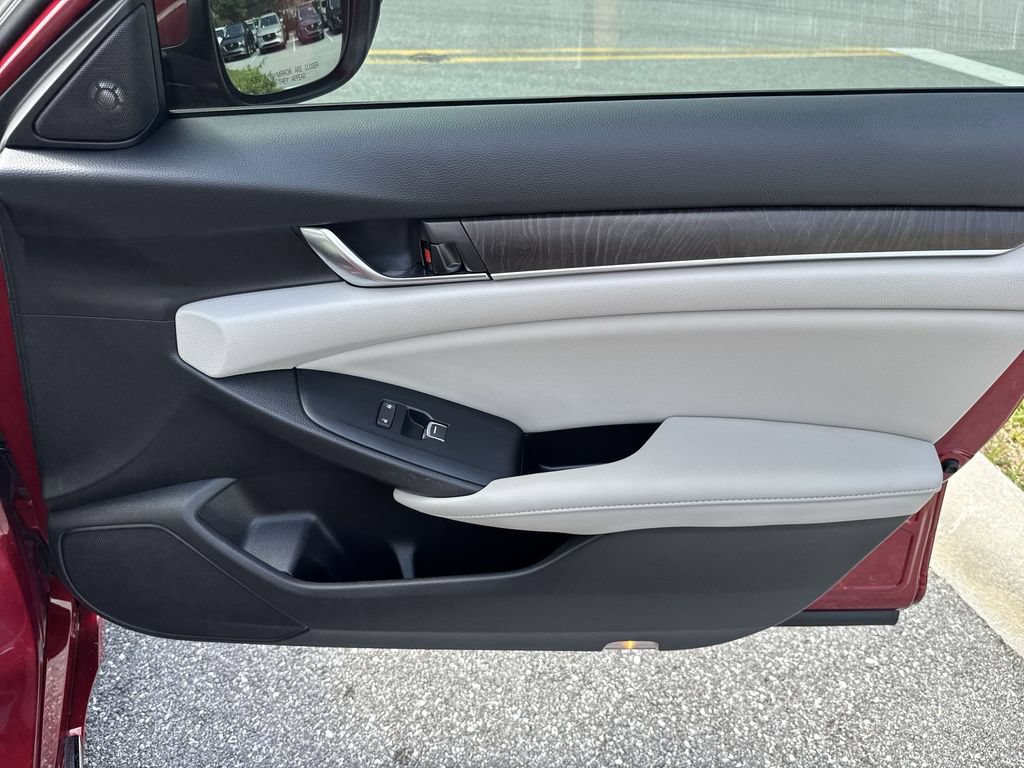 Used 2022 Honda Accord Touring image 43