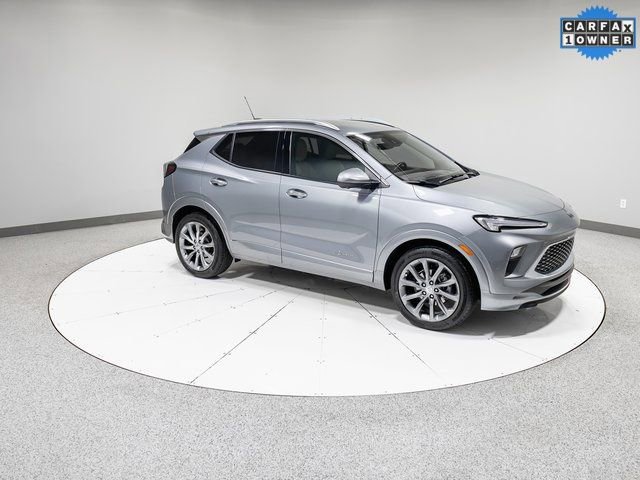 Used 2024 Buick Encore GX Avenir w/ Avenir Technology Package image 28