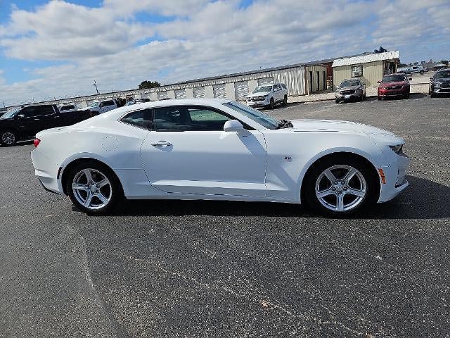 Used 2023 Chevrolet Camaro LT RWD image 9