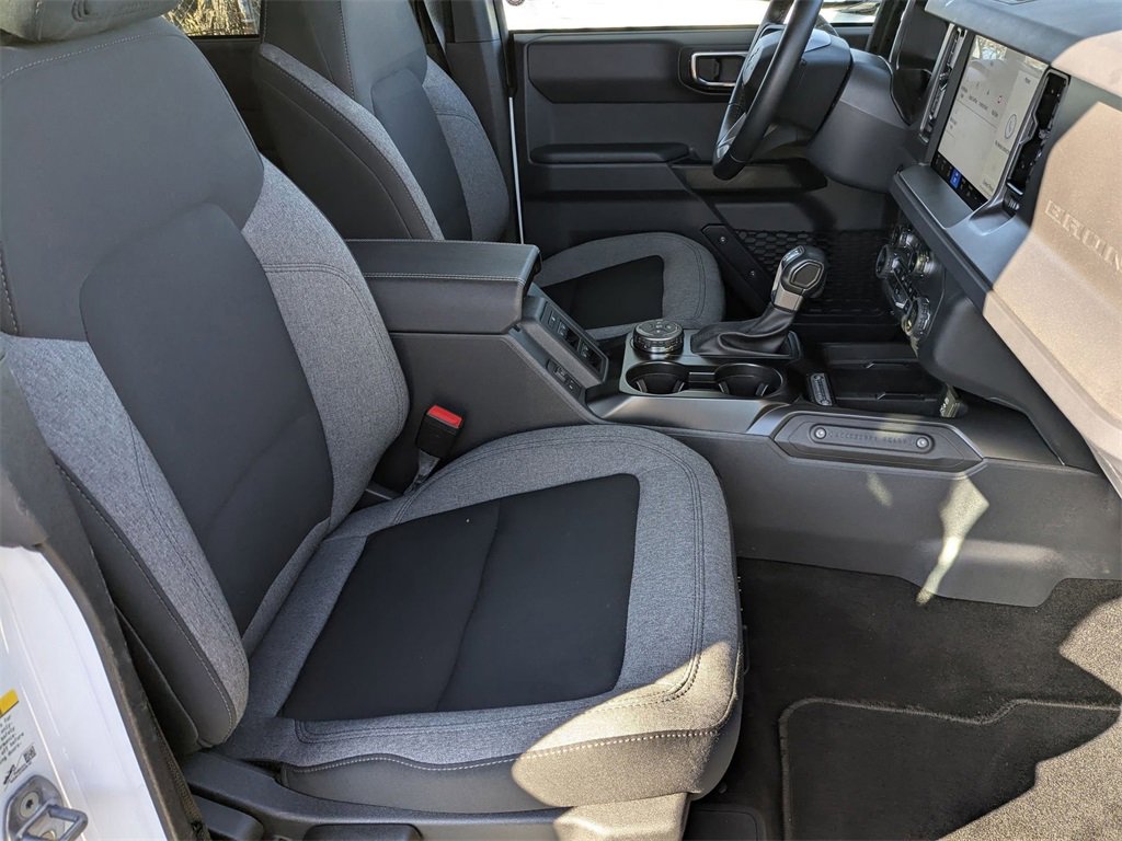 Used 2025 Ford Bronco Big Bend image 39