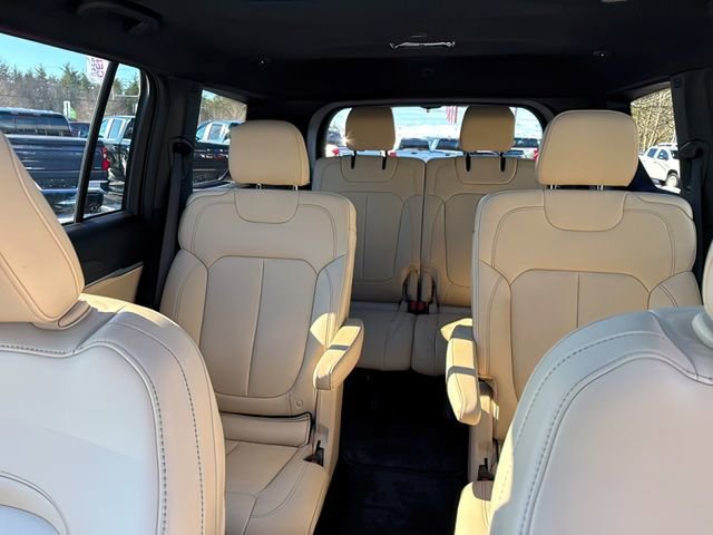 Used 2025 Jeep Grand Cherokee L Limited image 17