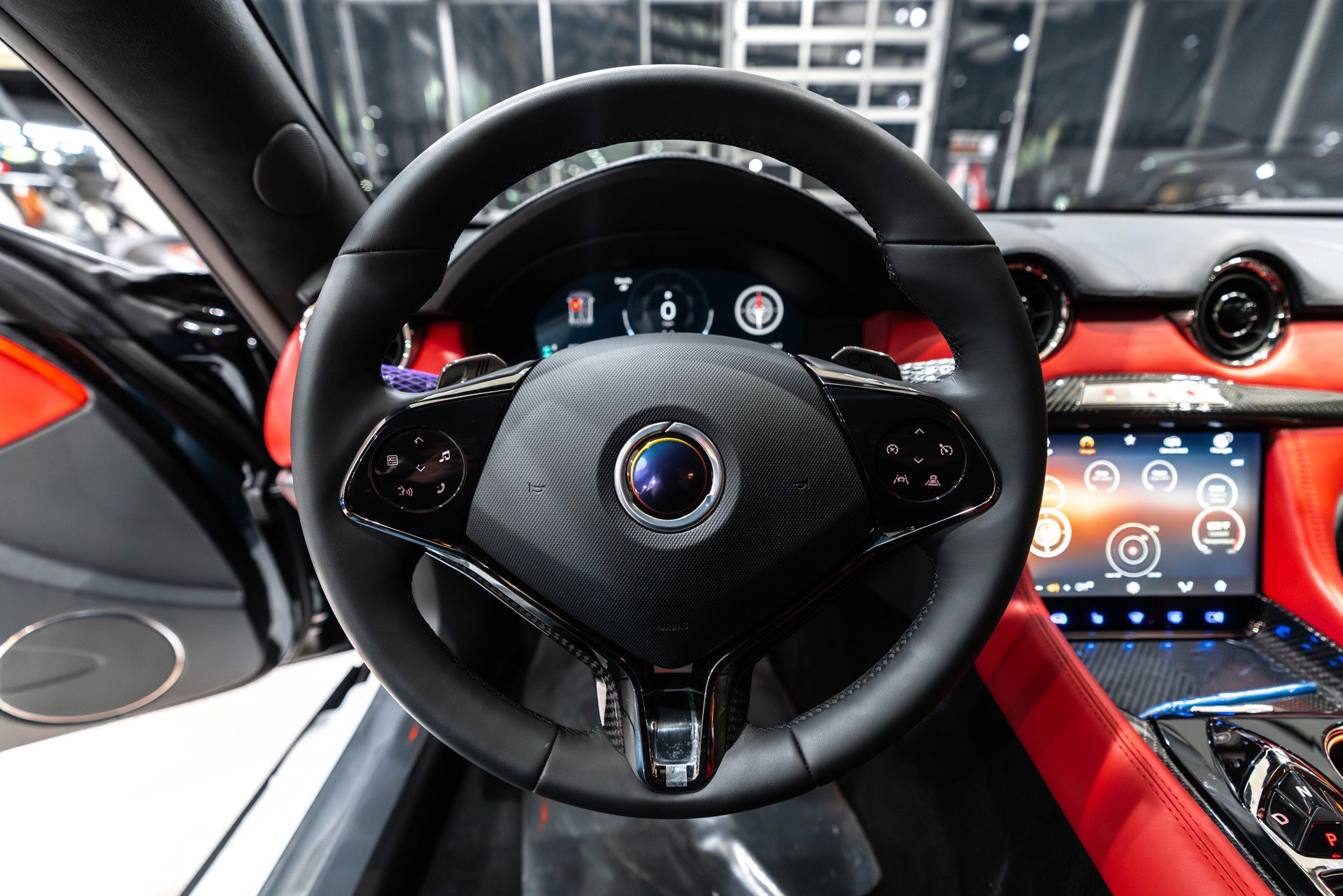 Used 2025 Karma Revero Luxury image 10