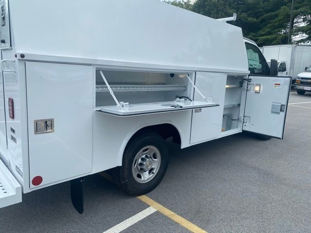 New 2025 Chevrolet Express 3500 w/ Power Convenience Package RWD image 12