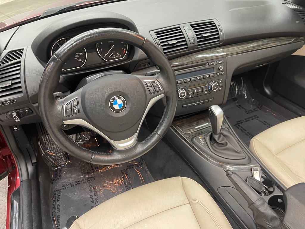 Used 2013 BMW 128i Convertible RWD image 33