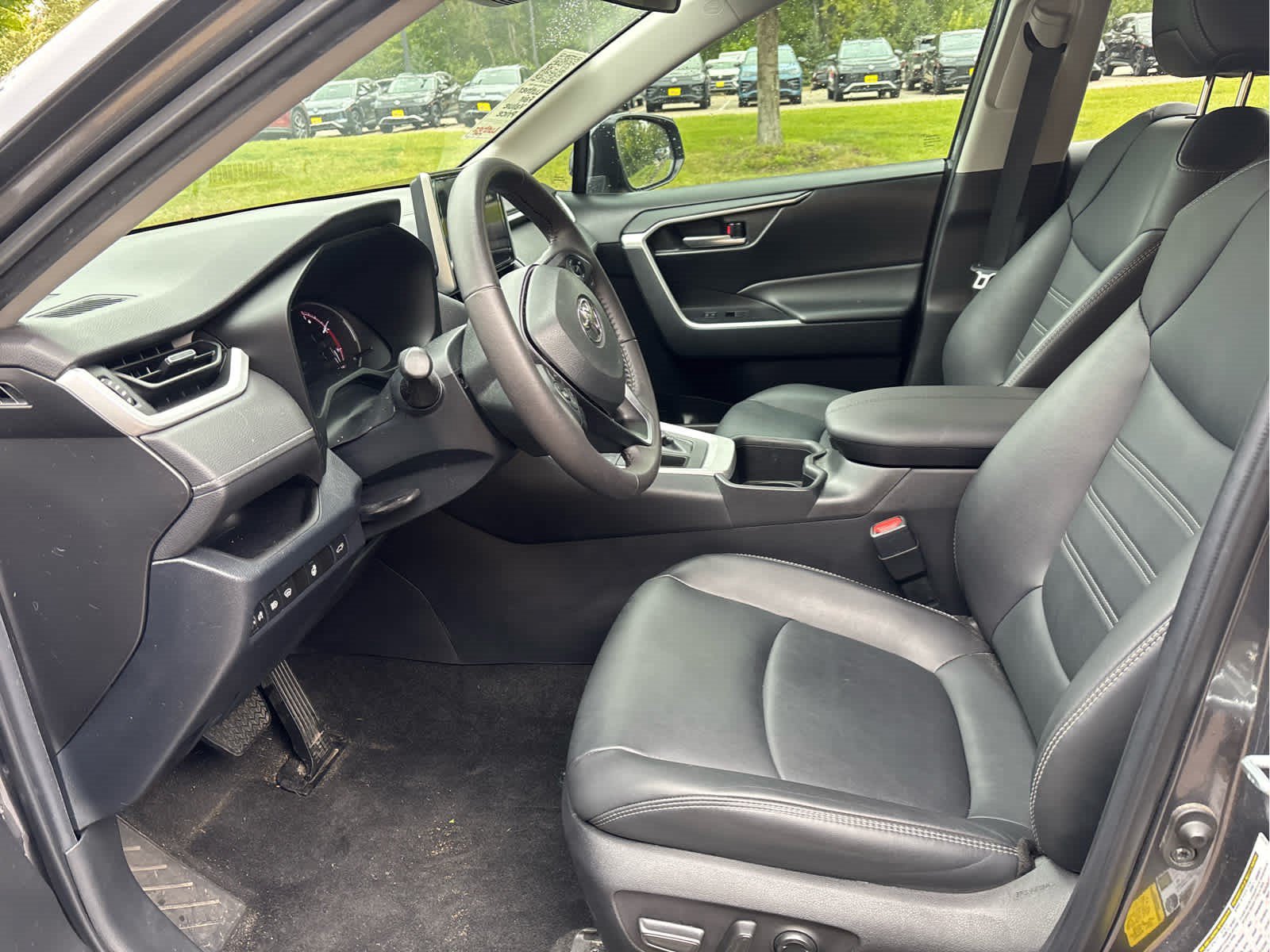 Certified 2023 Toyota RAV4 XLE Premium AWD/4WD image 7