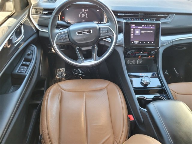 Certified 2021 Jeep Grand Cherokee L Laredo w/ Luxury Tech Group I image 9