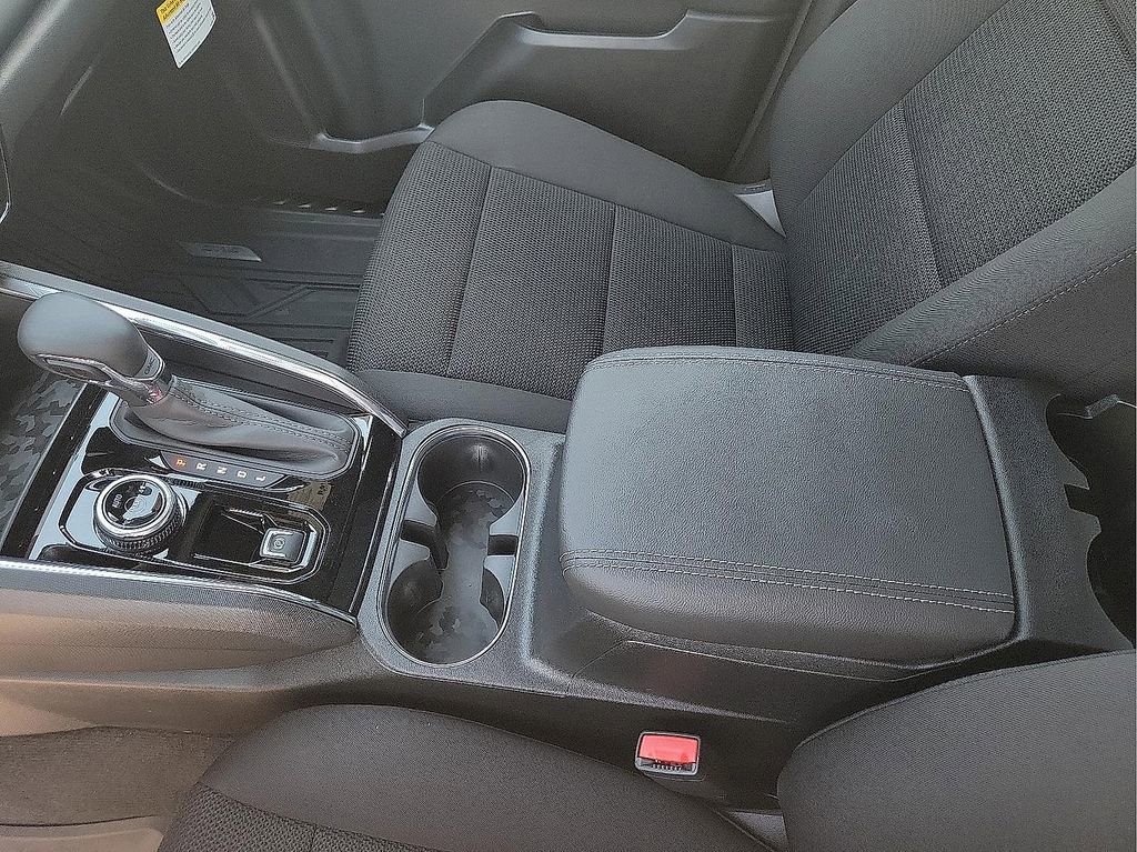 New 2026 GMC Canyon Elevation w/ Convenience Package image 20