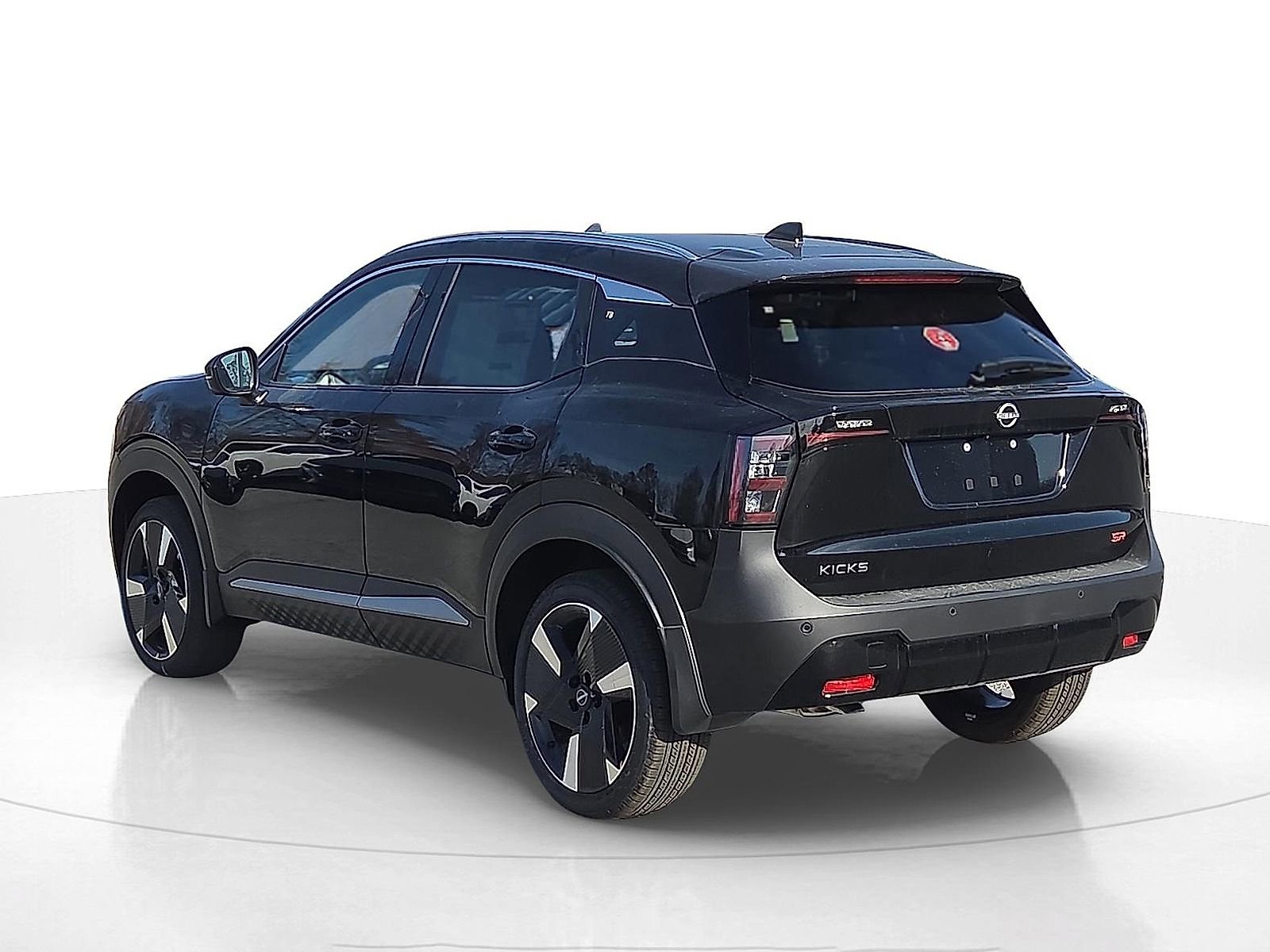 New 2026 Nissan Kicks SR w/ SR Premium Package image 4