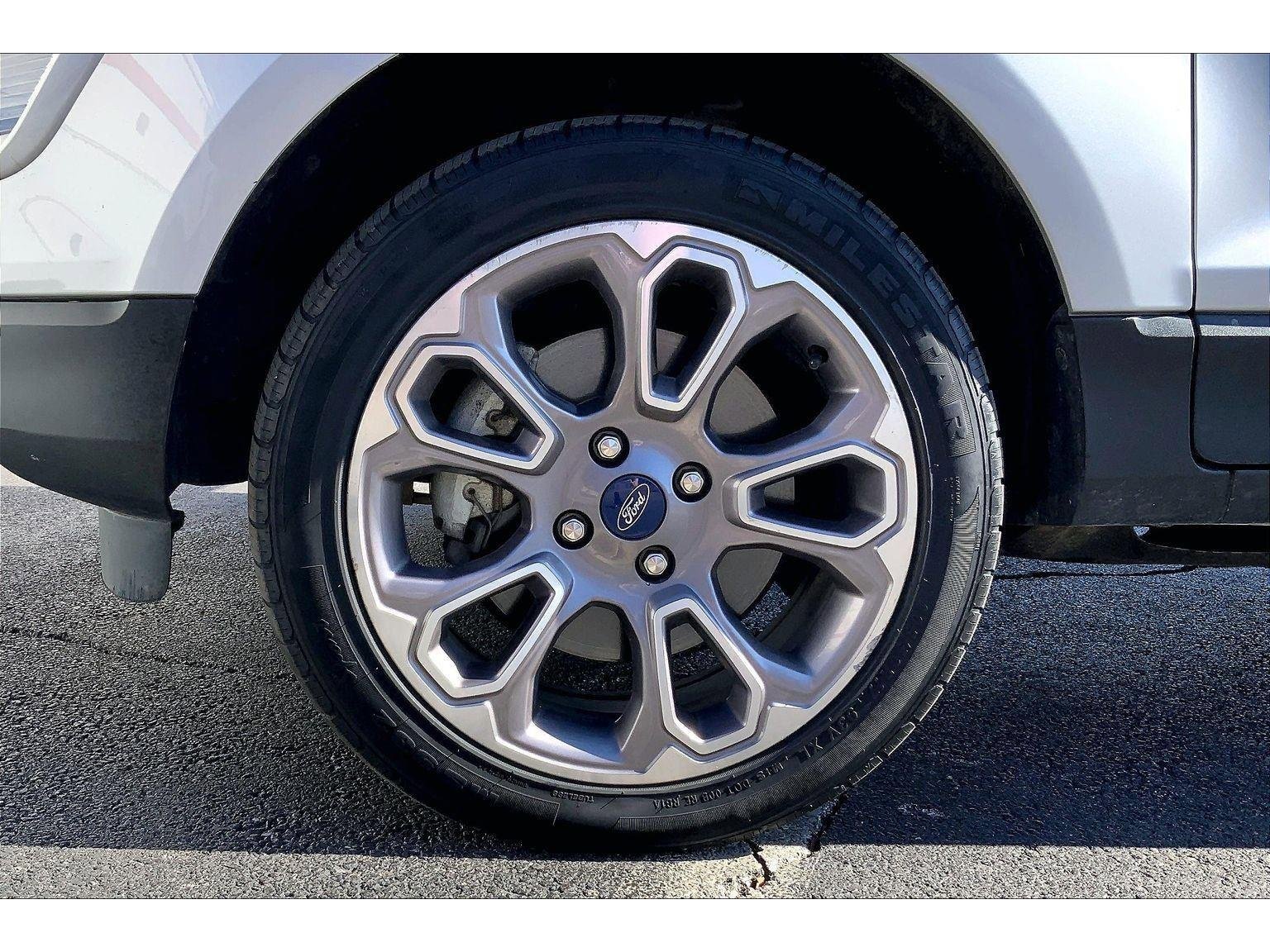 Used 2020 Ford EcoSport Titanium image 9