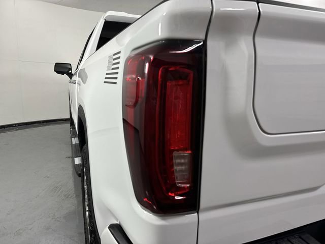 Used 2022 GMC Sierra 1500 Denali w/ Technology Package AWD/4WD image 29