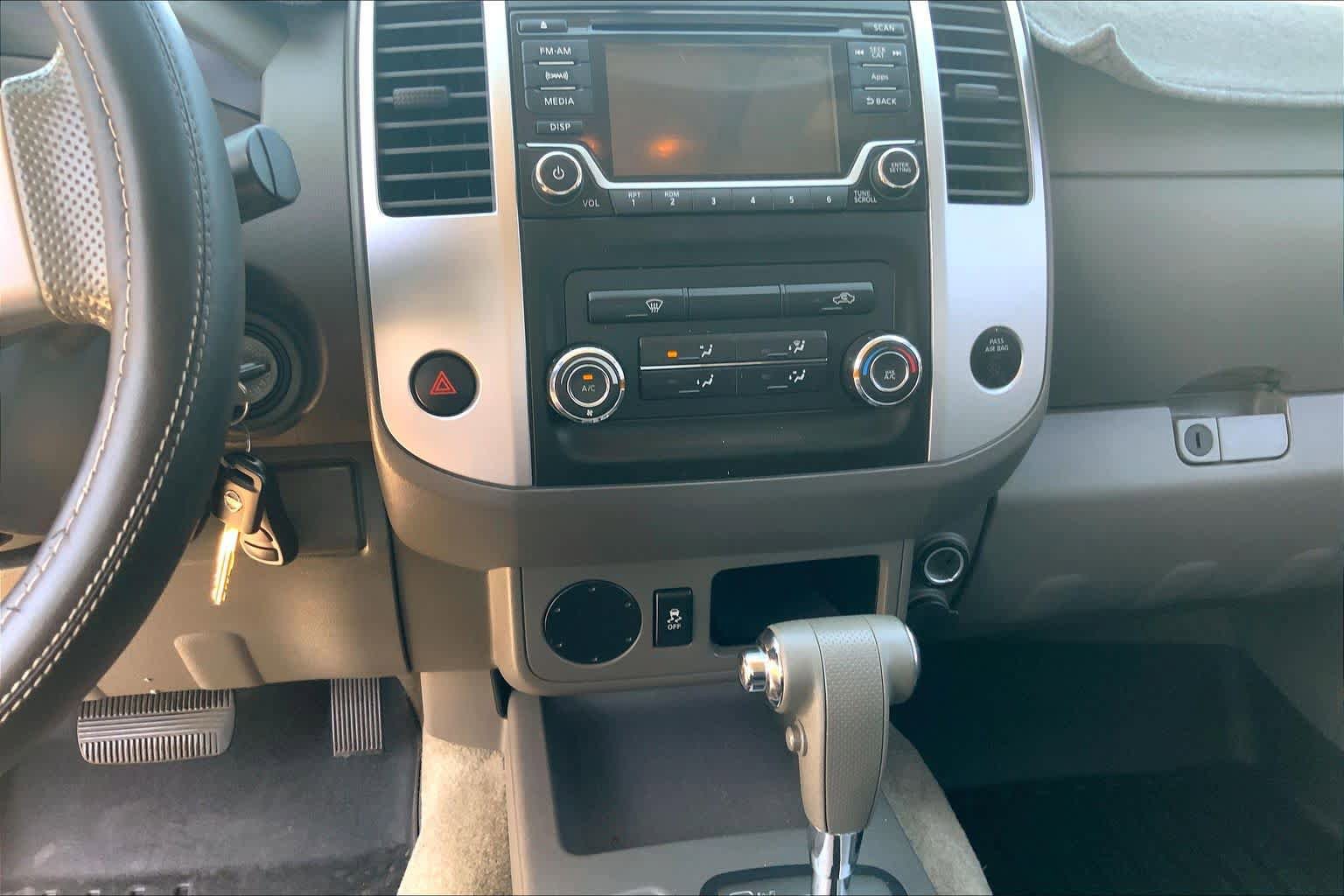 Used 2016 Nissan Frontier Desert Runner RWD image 31