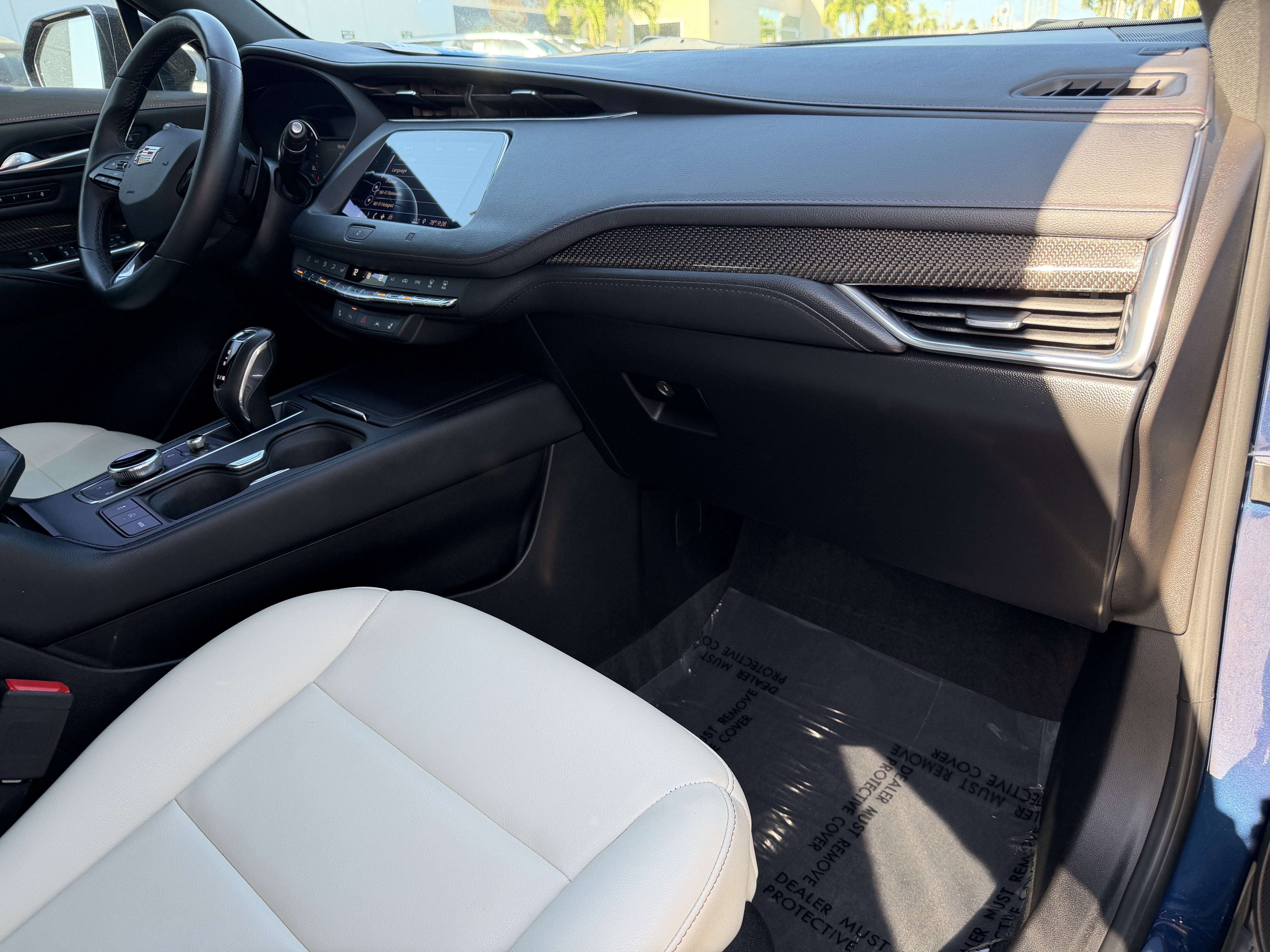 Used 2019 Cadillac XT4 Sport w/ Cold Weather Package image 9