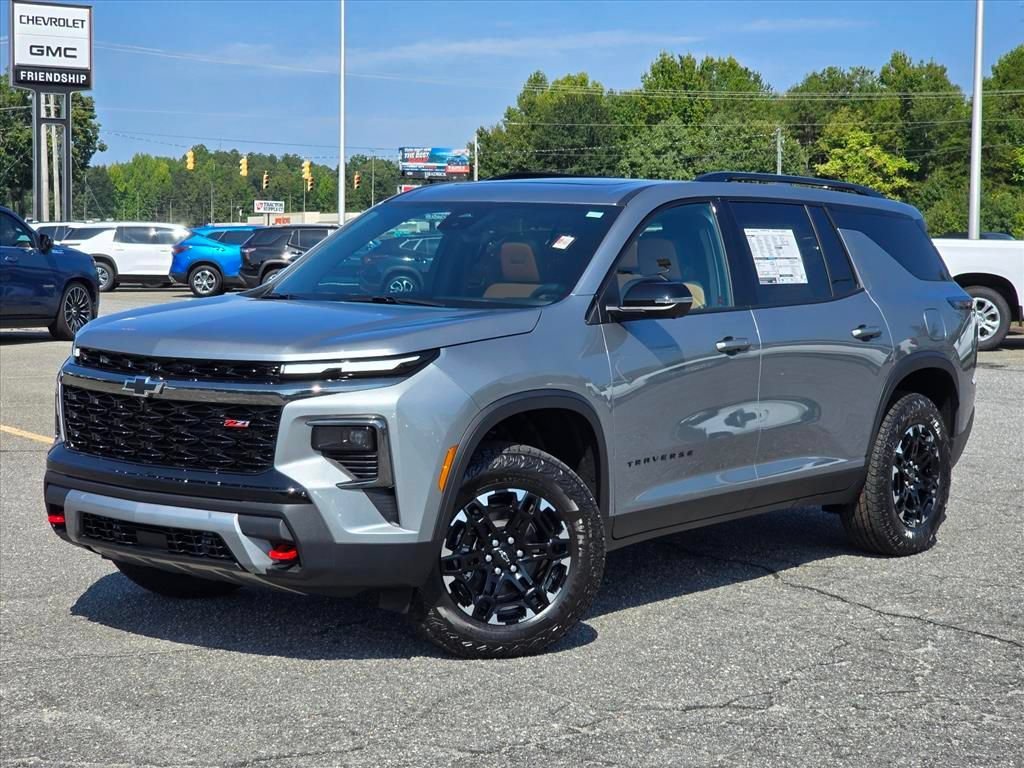 New 2027 Chevrolet Traverse Z71 w/ Driver Confidence Package AWD/4WD image 2